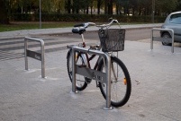 Stojaki rowerowe na ul. Bohaterow Westerplatte (photo)