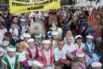 Pamiątkowe zdjęcie z królewską parą (photo)