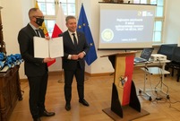 Leszno zwycięzcą Grunt na medal 2021 w województwie wielkopolskim, wręczenie odznaczenia w Ratuszu (photo)