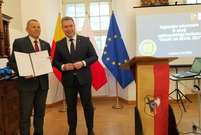 Leszno zwycięzcą Grunt na medal 2021 w województwie wielkopolskim, wręczenie odznaczenia w Ratuszu (photo)