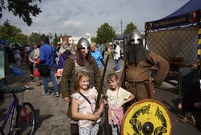  (photo)