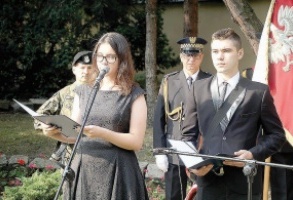 O okolicznościach napaści ZSRR na Polskę opowiedziała młodzież z Zespołu Szkół nr 2