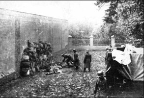 historyczne zdjęcie z rozstrzelania Leszczynian